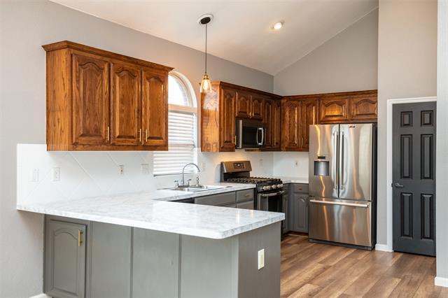 Building Photo - 9125 Vineyard Ln