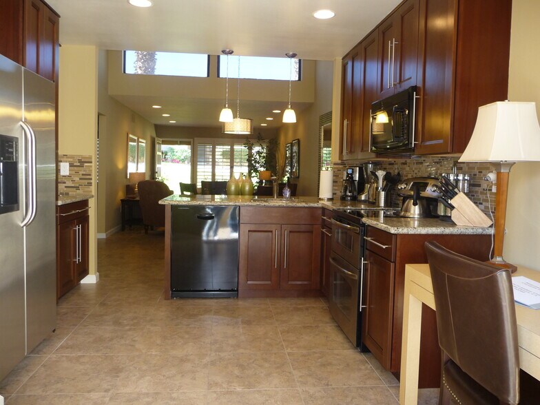 Building Photo - 47975 Joshua Ct