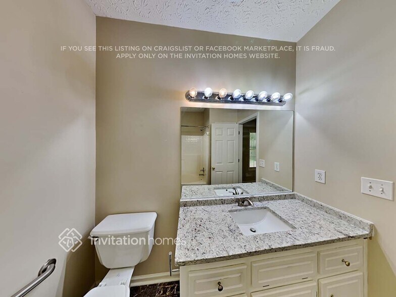 Building Photo - 304 Apache Dr
