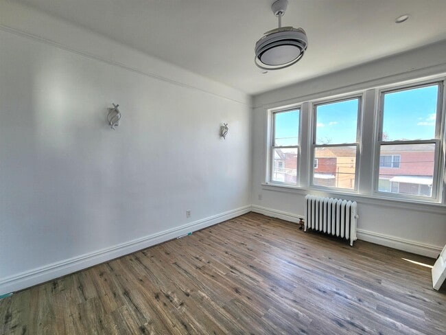 Building Photo - 24 Cator Ave