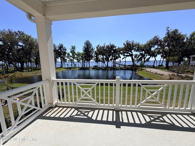 Building Photo - 173 Oak Pk Dr