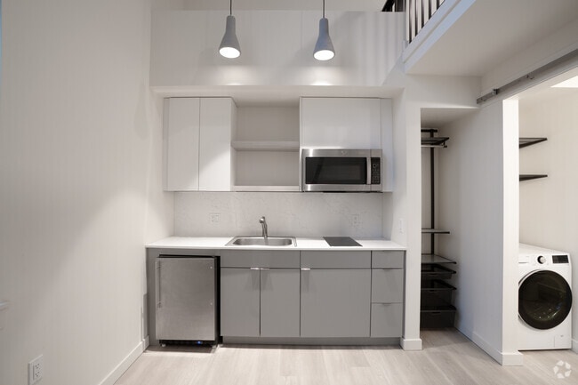 Loft - 550SF - Kitchen - Nordic Tower