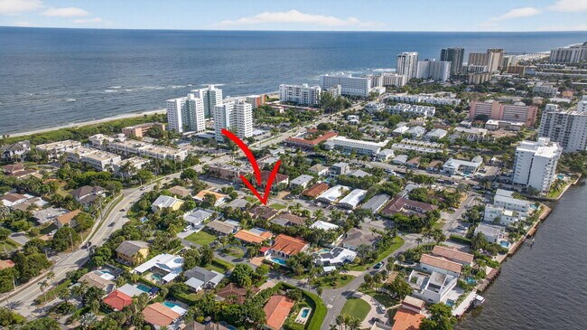 Building Photo - 3207 Marine Dr