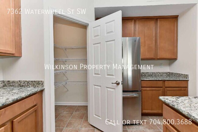 Building Photo - 7362 Waterwheel St SW