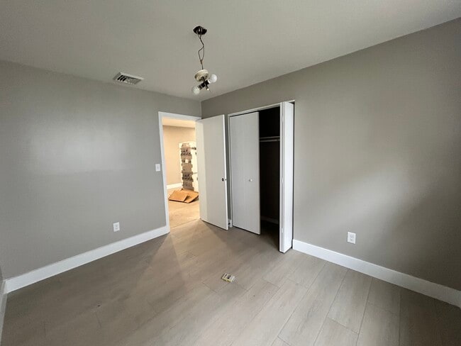 Building Photo - Stanley St. NB