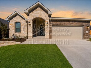 Building Photo - AVAILABLE SOON! APPLY ON OUR WEBSITE!