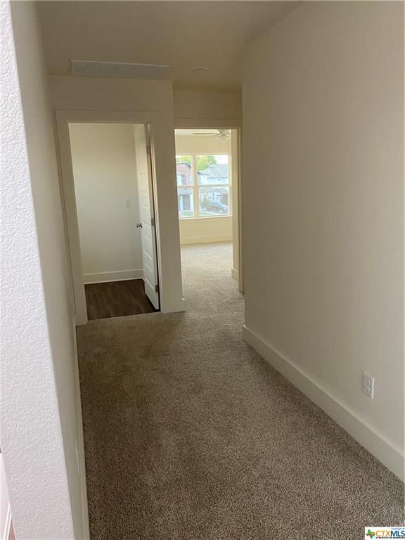 Building Photo - 909 Allie Wy