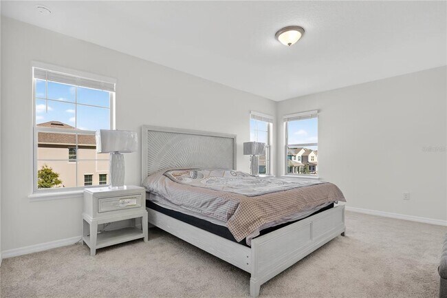 Building Photo - 11145 Sound Shr Dr