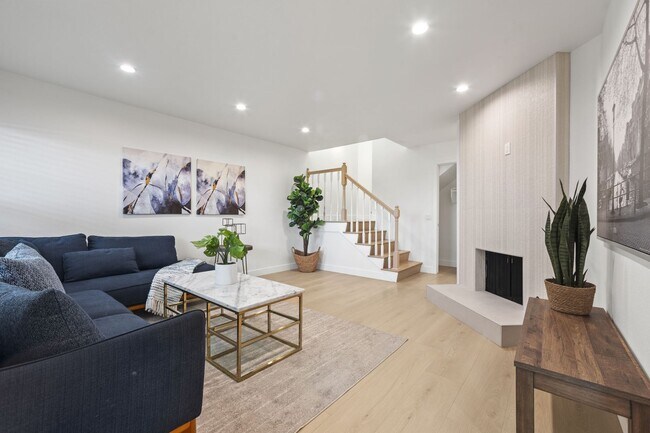 Building Photo - Showing Times: to schedule a viewing, please contact us