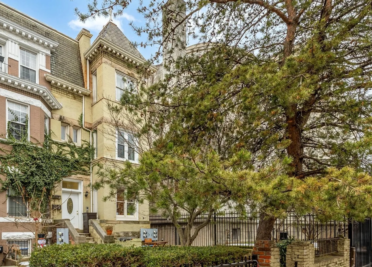 Building Photo - 1512 Park Rd NW