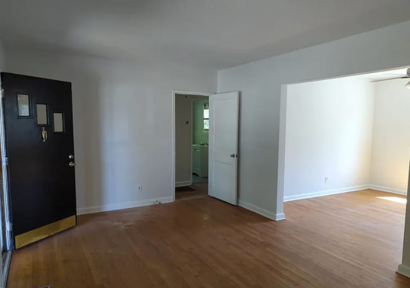 Building Photo - 100 Rees Ave