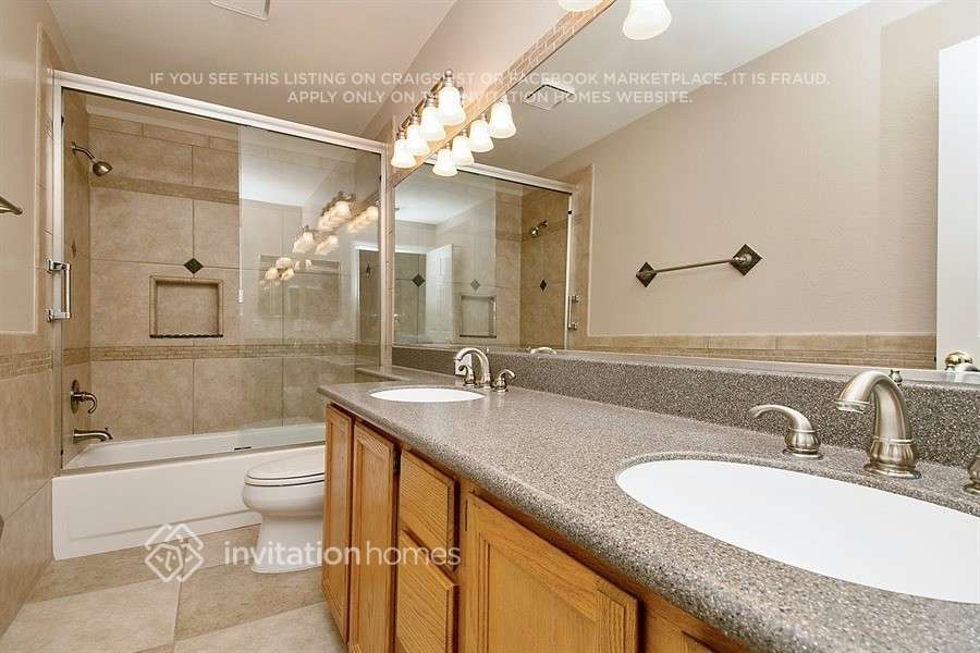 Building Photo - 2037 Shadow Brook Way