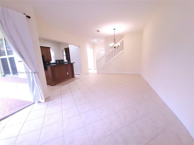 Building Photo - 6033 NW 118th Dr