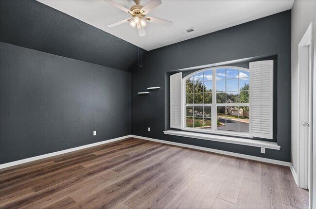 Building Photo - 13026 Titus Ct
