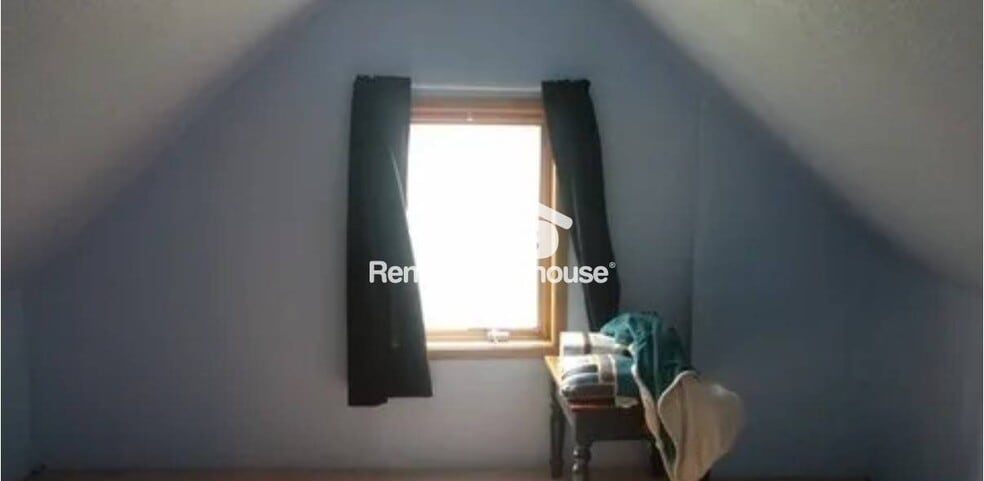 Building Photo - 752 Carroll Ave