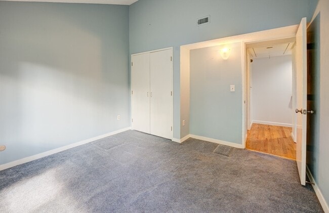 Building Photo - 522 Tumbling Hawk