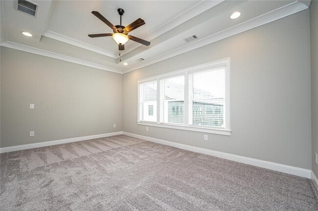 Building Photo - 6655 Sterling Dr