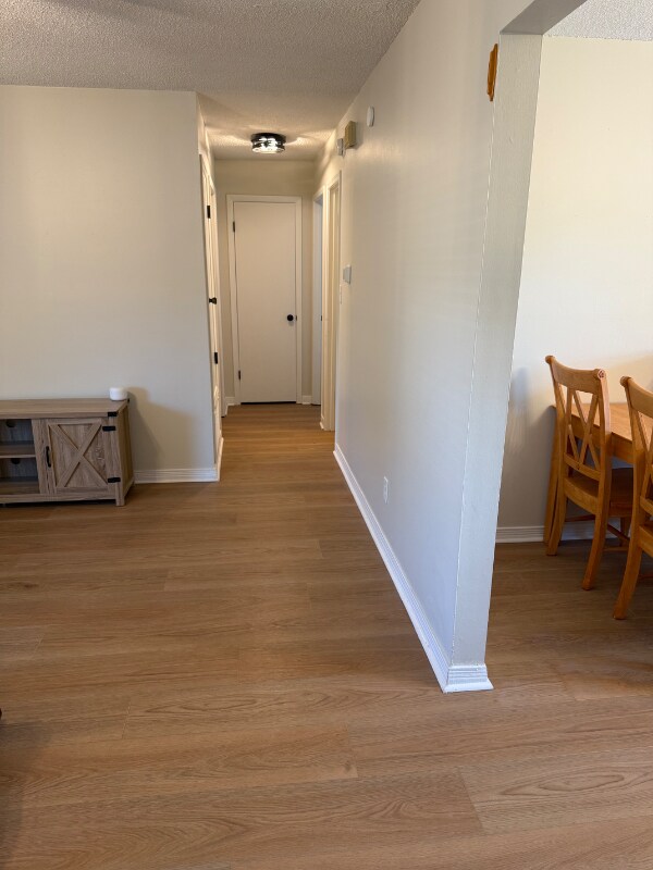 Building Photo - 3364 Green Briar Cir