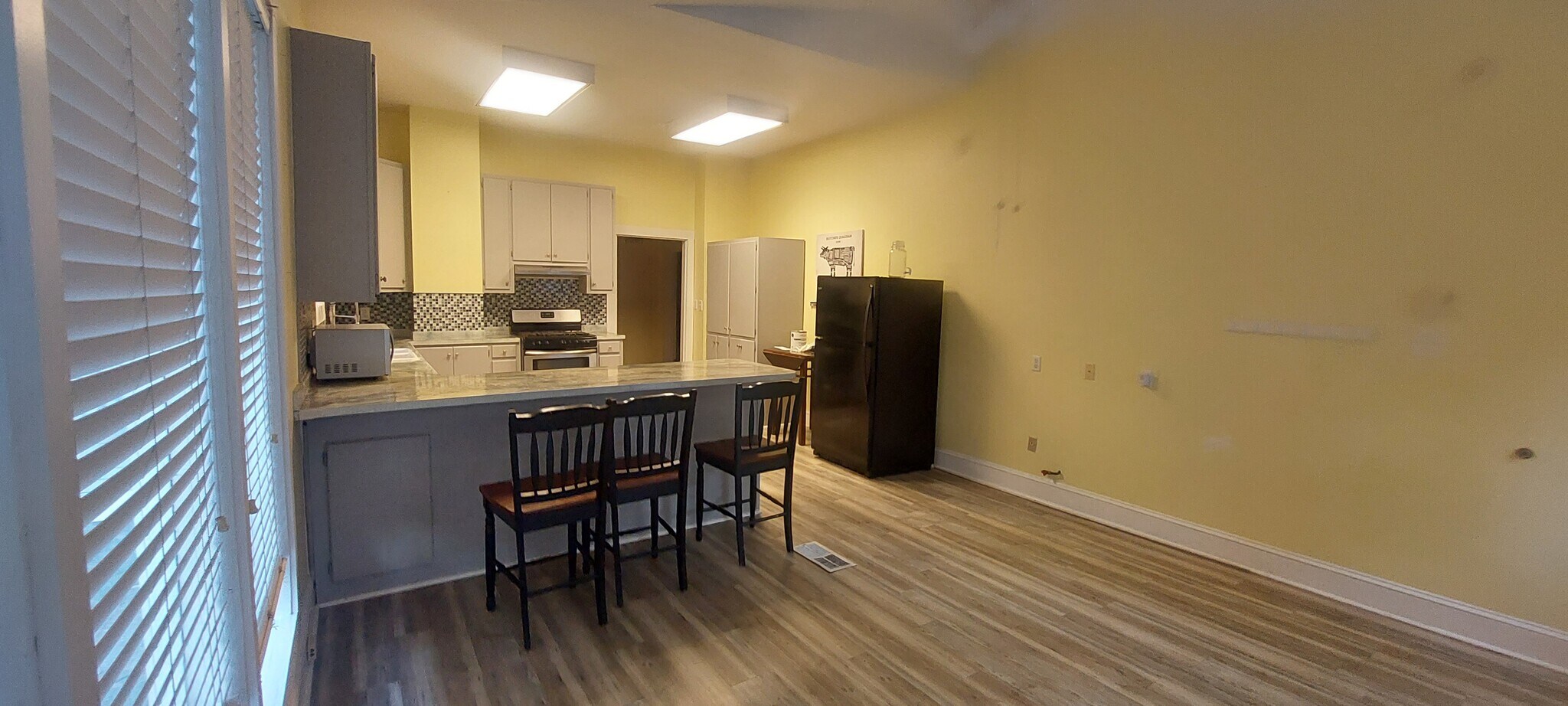 Building Photo - 250 S Ann St