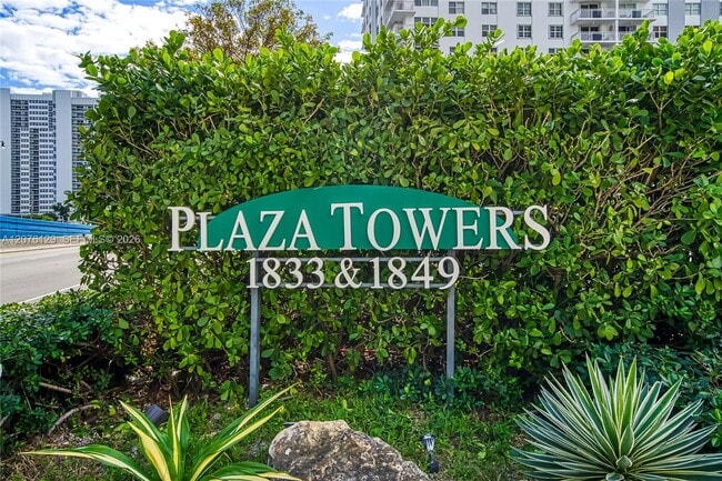 Building Photo - 1833 S Ocean Dr