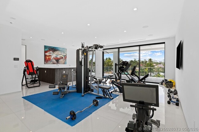 Building Photo - 401 Lido Dr