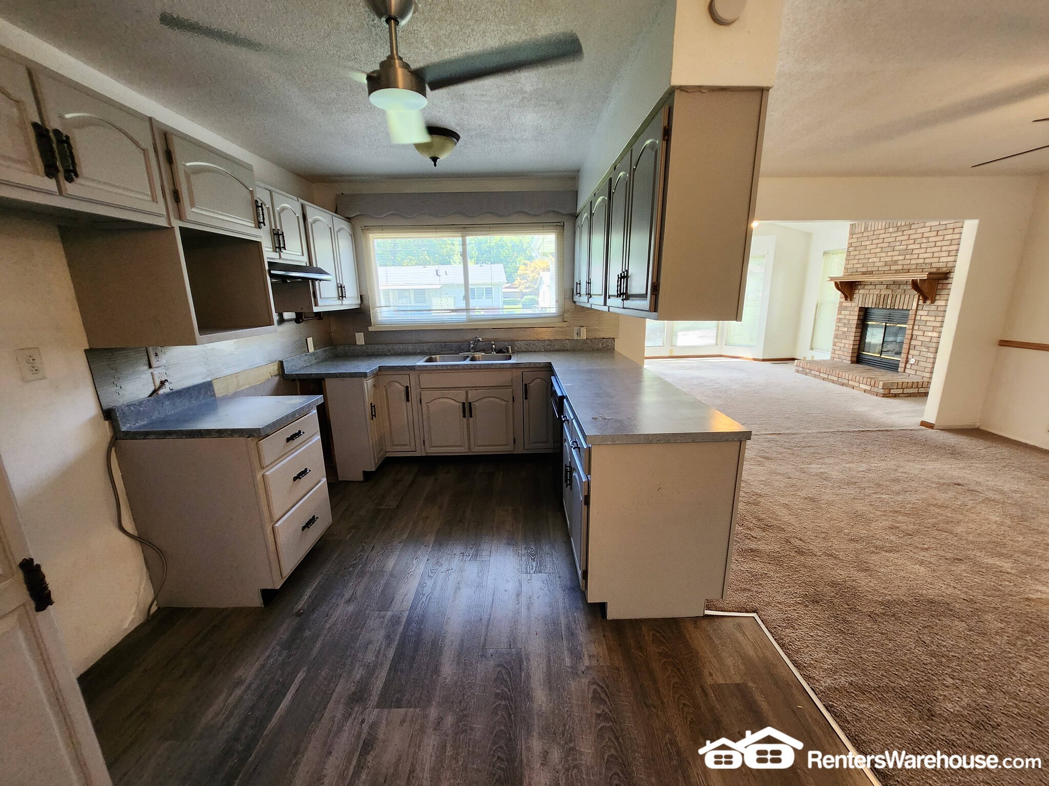 Building Photo - 3125 Brookshire Dr