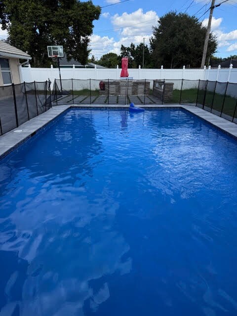 Building Photo - 2962 SW Coastal Terrace