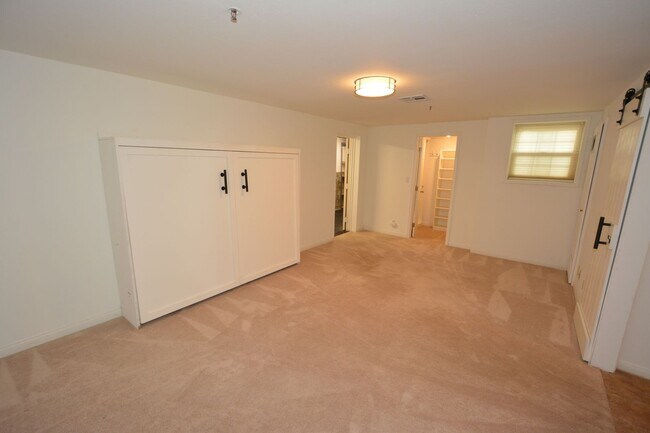 Building Photo - 3BED/3.5BATH in Hollywood Beach