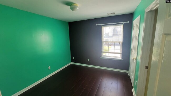 Building Photo - 514 Oak Cove Dr