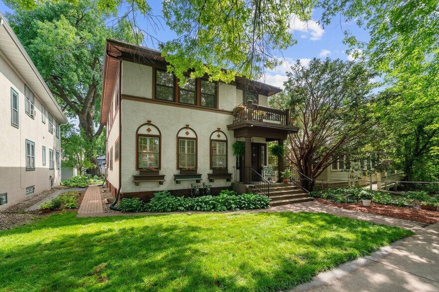 Building Photo - 952 Goodrich Ave