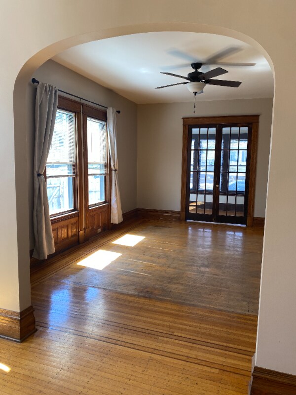 Building Photo - 3833 11th Ave S