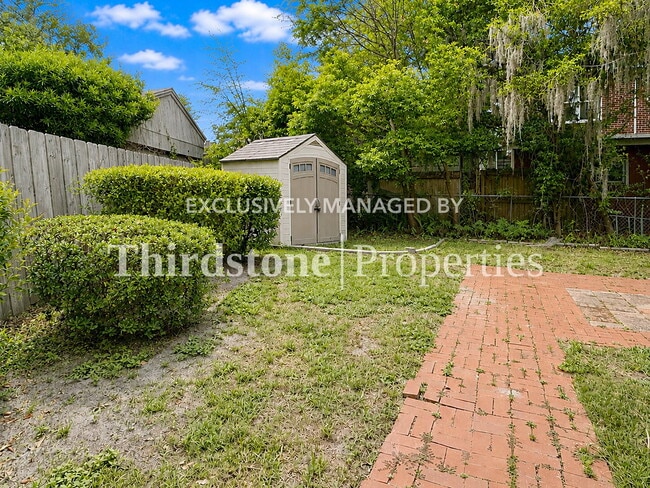 Building Photo - 1847 Naldo Ave