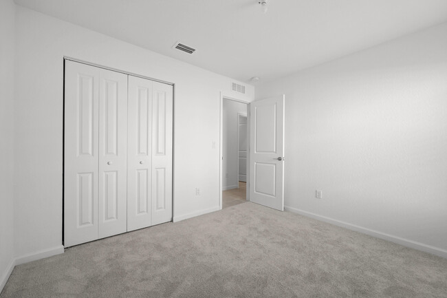 Building Photo - 965 Bent Creek Dr