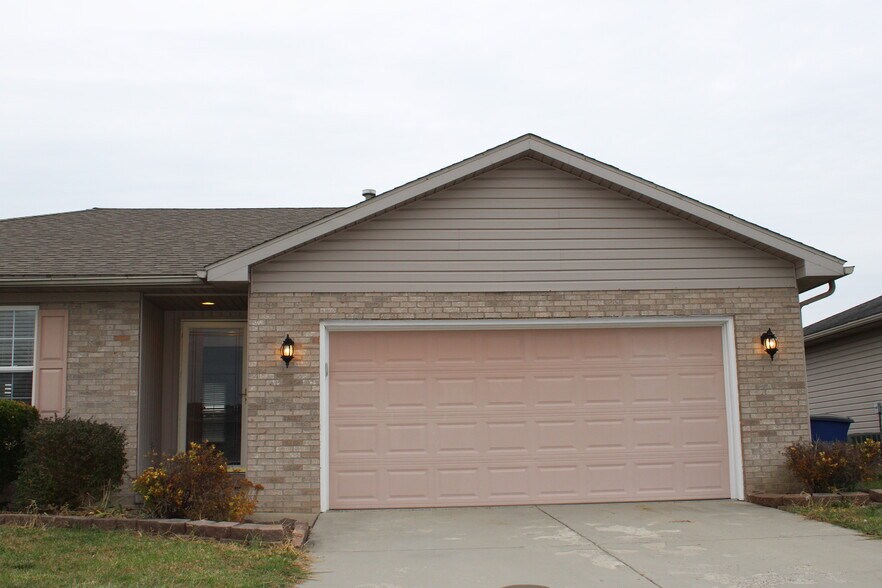 Building Photo - 12541 Kenai Dr