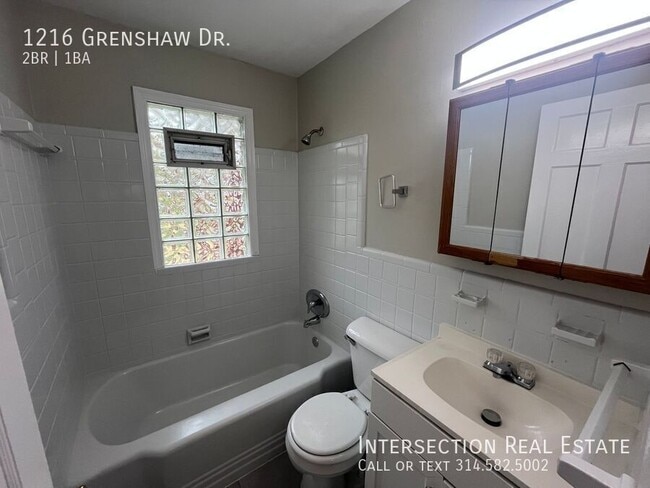 Building Photo - 1216 Grenshaw Dr