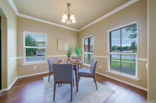 Building Photo - 9902 Meadow Lark