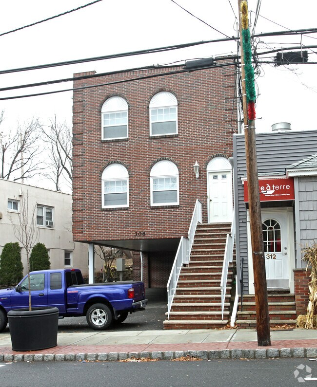 308 Hackensack St 308 Hackensack St Carlstadt NJ 07072 Apartment Finder