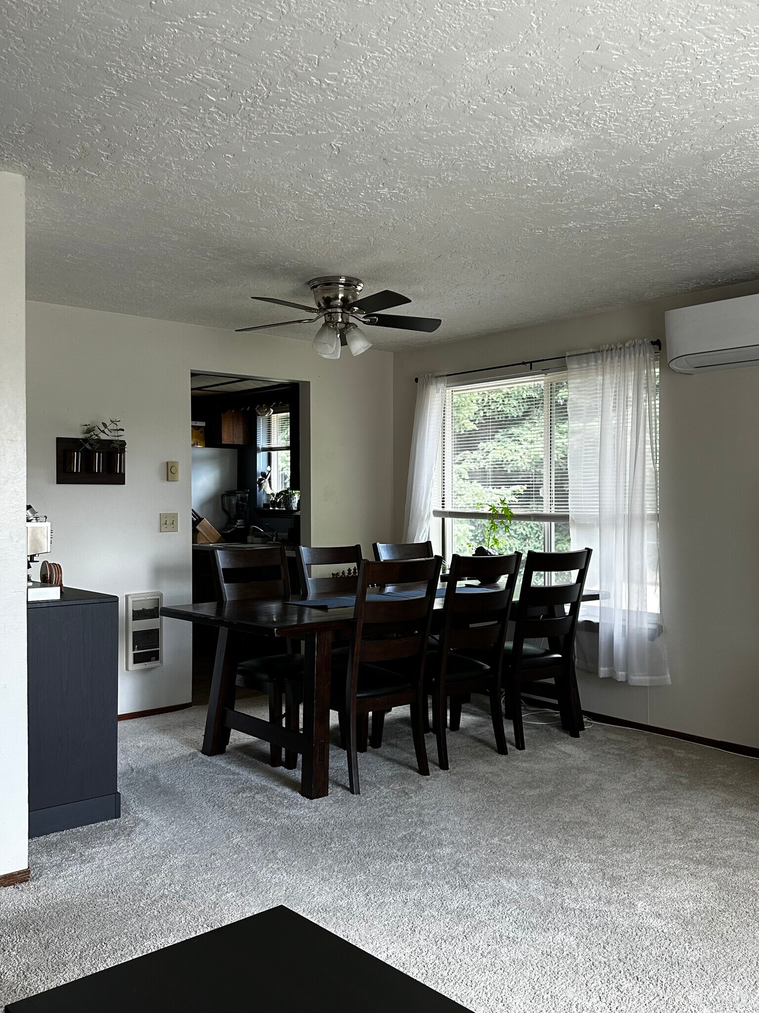 Building Photo - 337 NW Bailey Ave