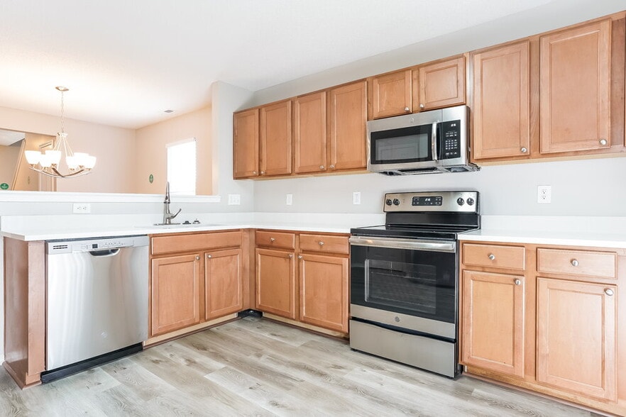 Building Photo - 2256 Ballston Pl