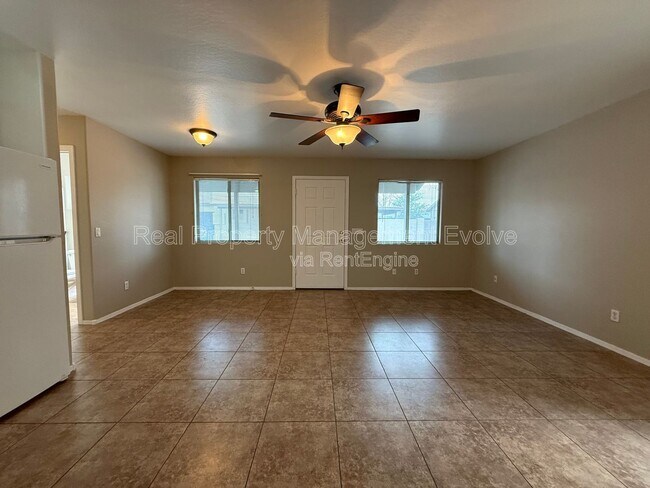 Building Photo - 5021 N 18th Ave