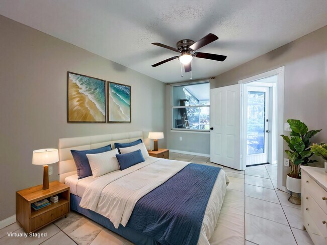 Building Photo - 3662 SW Sunset Trace Cir