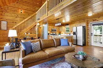 Building Photo - 757 Double Knob Rd