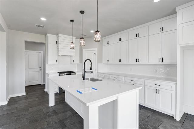 Building Photo - 576 Highview Ct