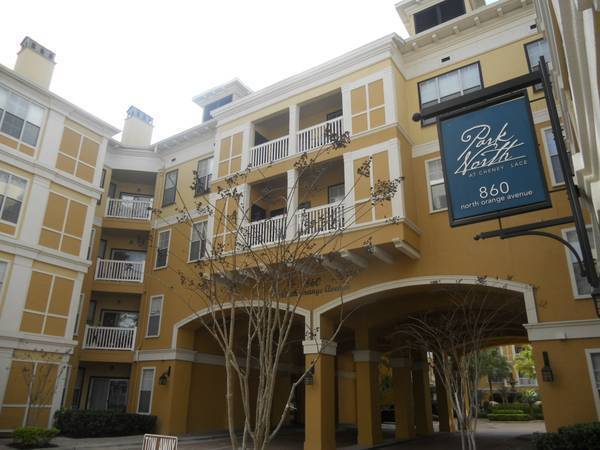 Building Photo - Great 1/1 Condo unit with city view