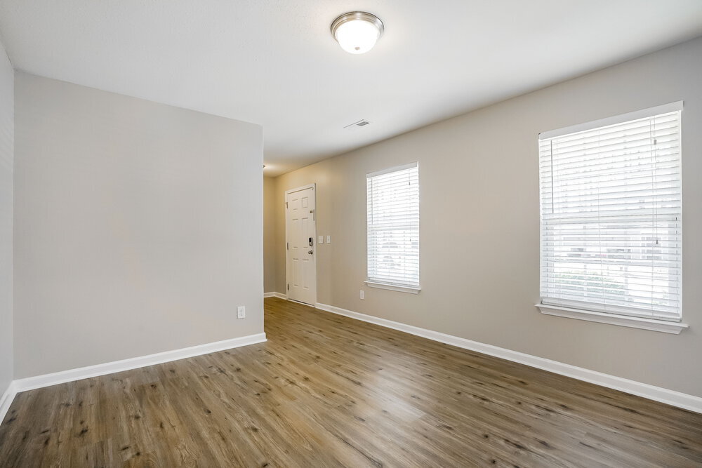 Building Photo - 4745 Queen Pierrette St