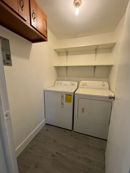 Building Photo - 4813 Sayre Ave