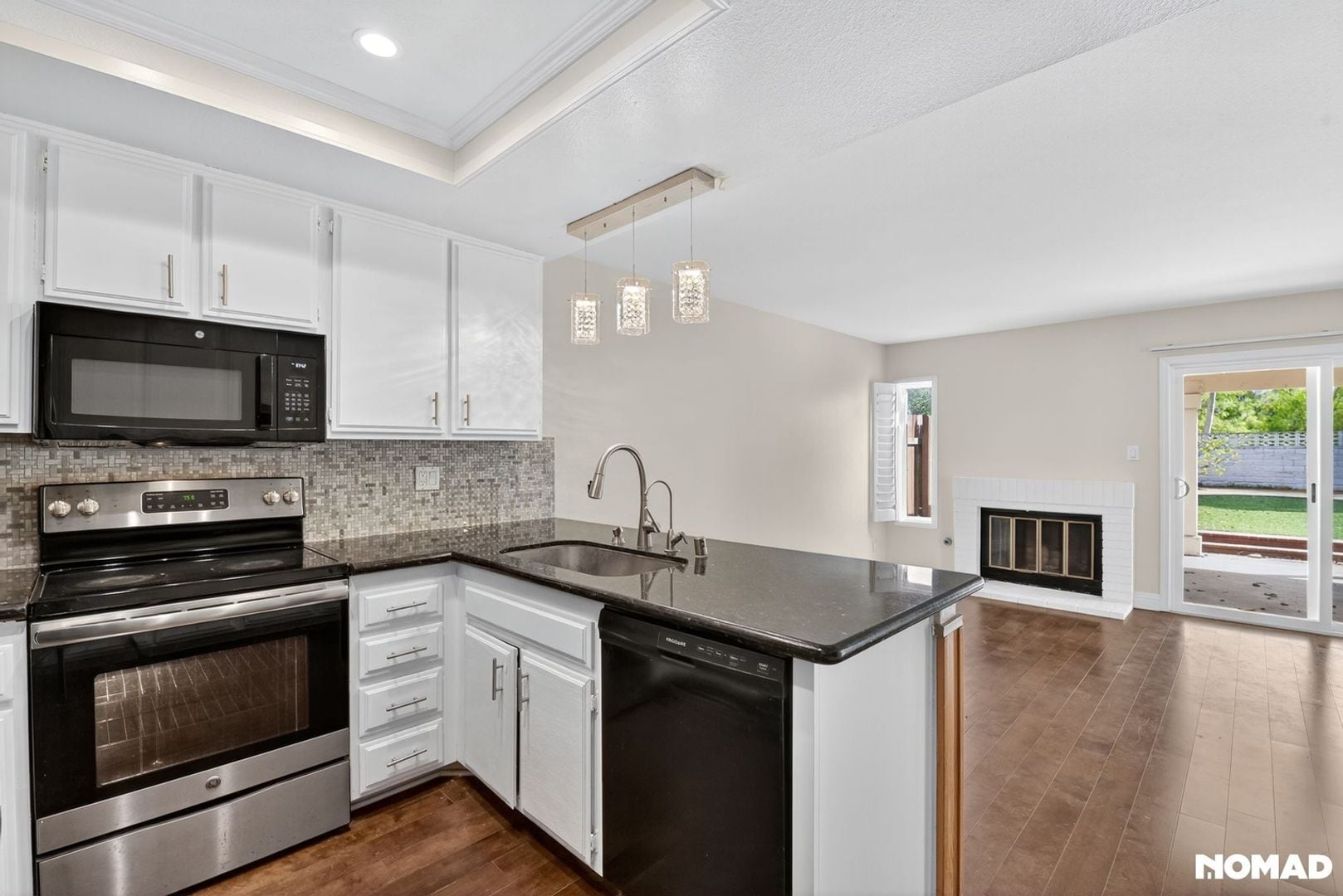 Building Photo - 15865 Lofty Trail Dr