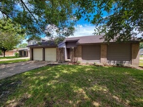 Building Photo - 3415 Wingdale Ct