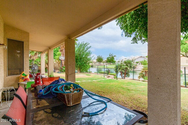 Building Photo - 542 S Cholla St
