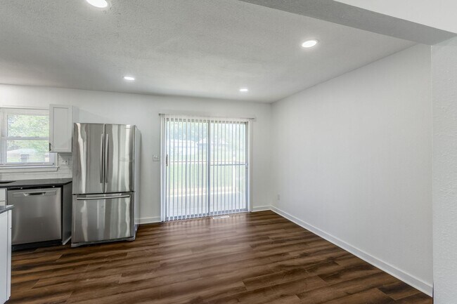 Building Photo - 2508 NW 86th St